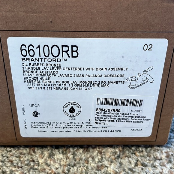 NWT- MOEN Brantford 4 in. Centerset 2-Handle Low-Arc Bathroom Faucet - Picture 4 of 5